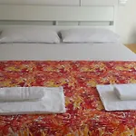 לינה וארוחת בוקר Casa Felicita